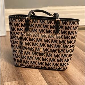 Michael kors tote bag
